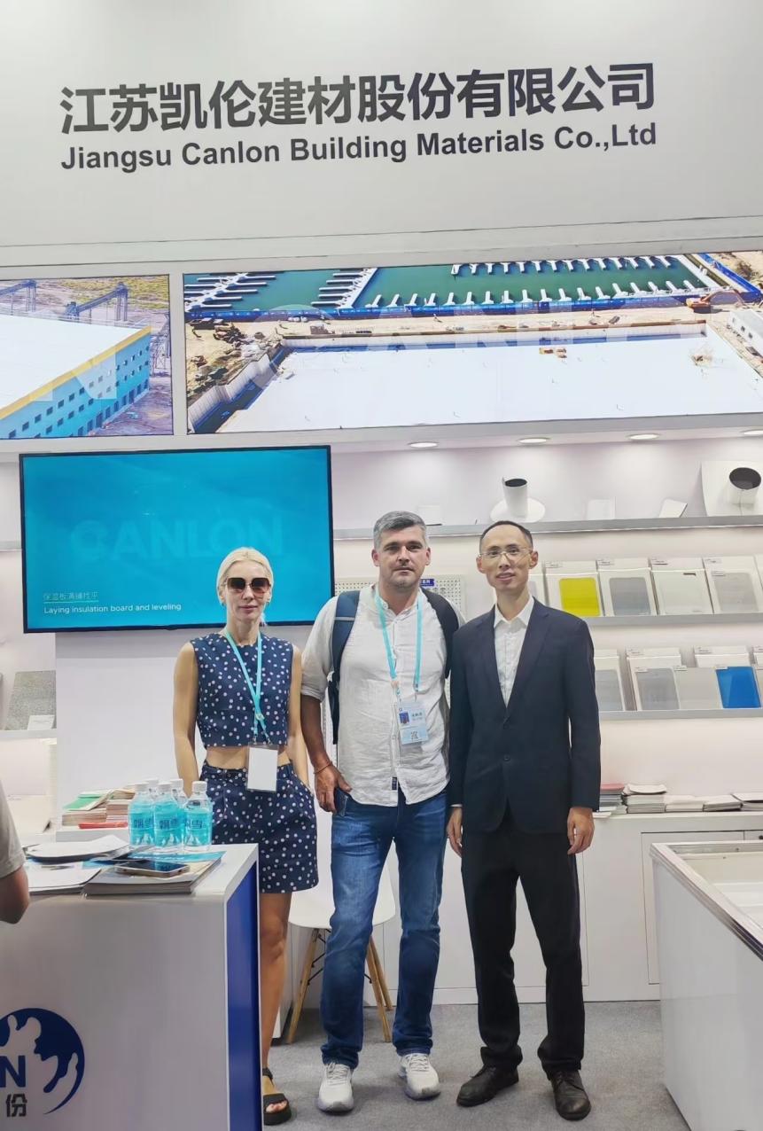 Canlon participated in the Canton Fair