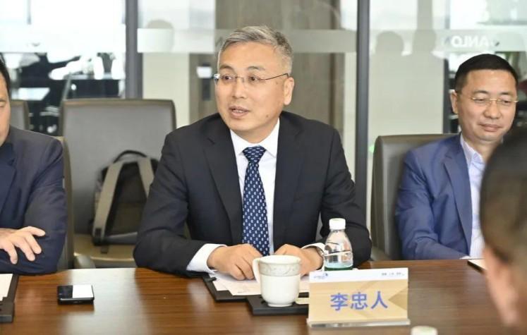 Li Zhongren, president of Canlon